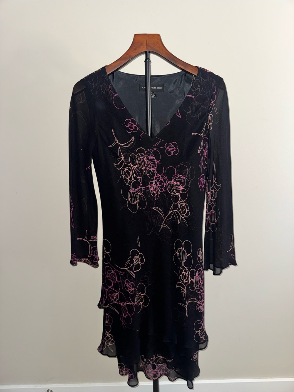 Jones New York Black Long-Sleeve V-Neck Dress with Pink Floral Outline 100% silk